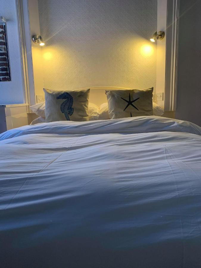 Ye Olde White Harte Hotel Burnham-on-Crouch Ngoại thất bức ảnh
